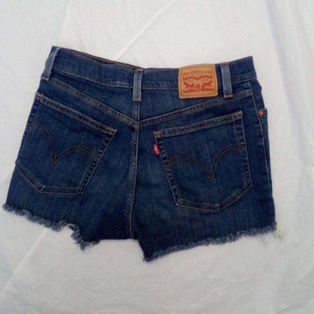 LEVI STRAUSS Denim Blue Women's Shorts SIZE 29 WAIST - Picture 4 of 9
